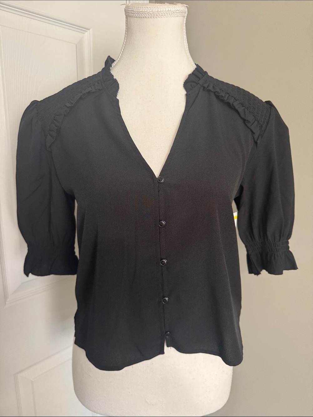 French Connection Women's Black V-Neck Ruched Blouse Size 4 Goth Office Workwear